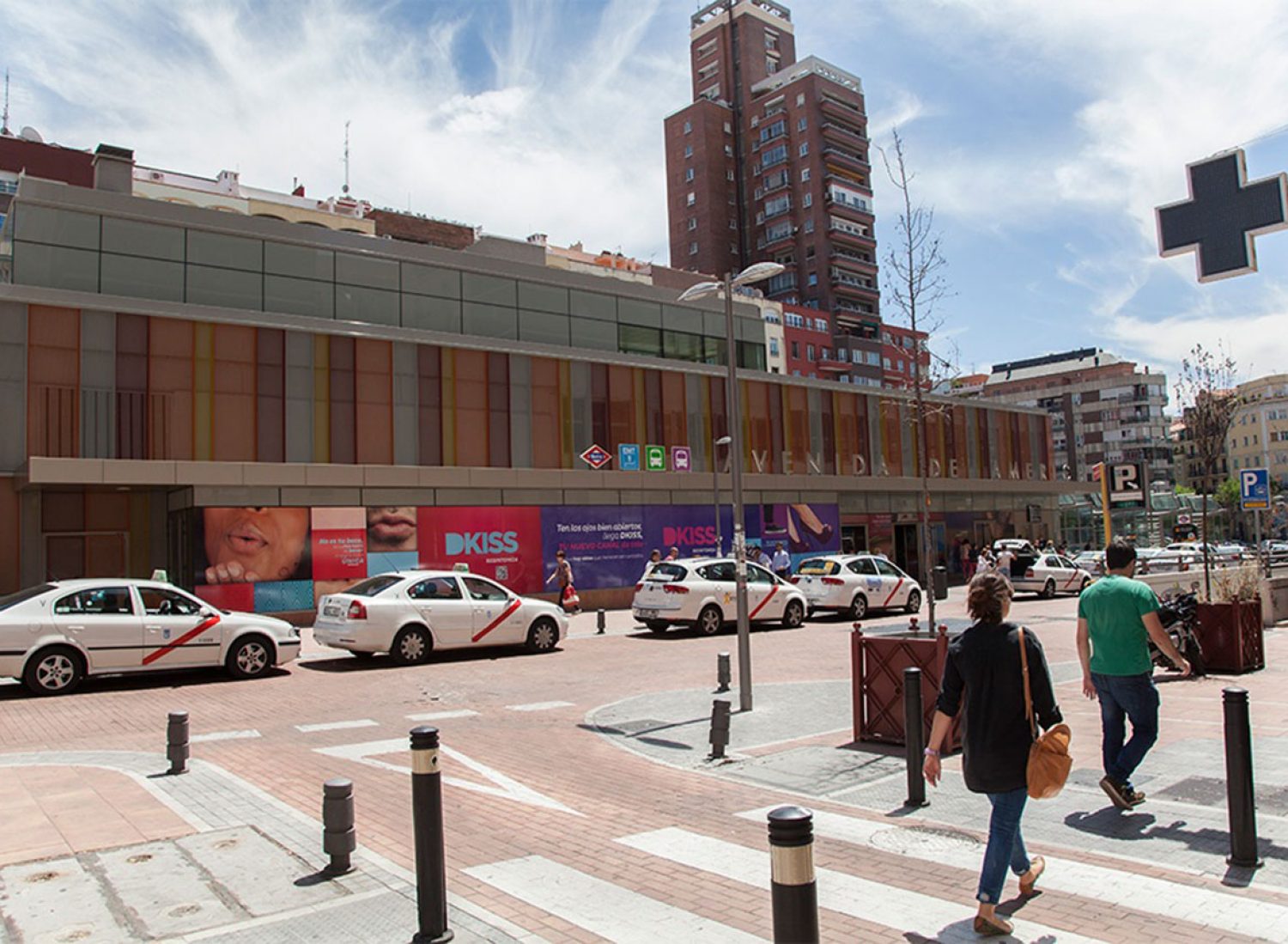 Publicidad alto impacto en intercambiador Avenida América