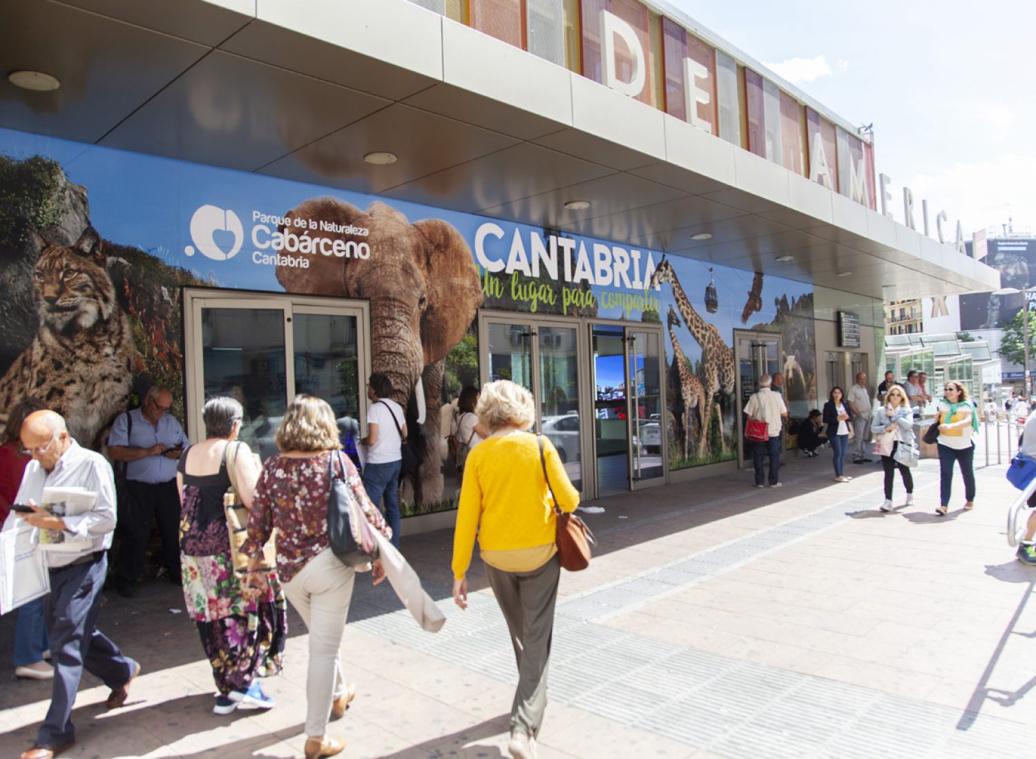 Marketing espectacular en Intercambiador de Avenida América - Madrid