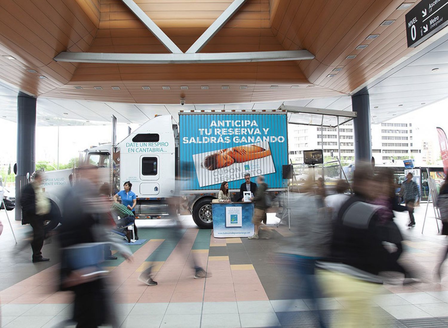 Campañas de marketing a pie de calle con máxima afluencia de personas. Puente Viesgo