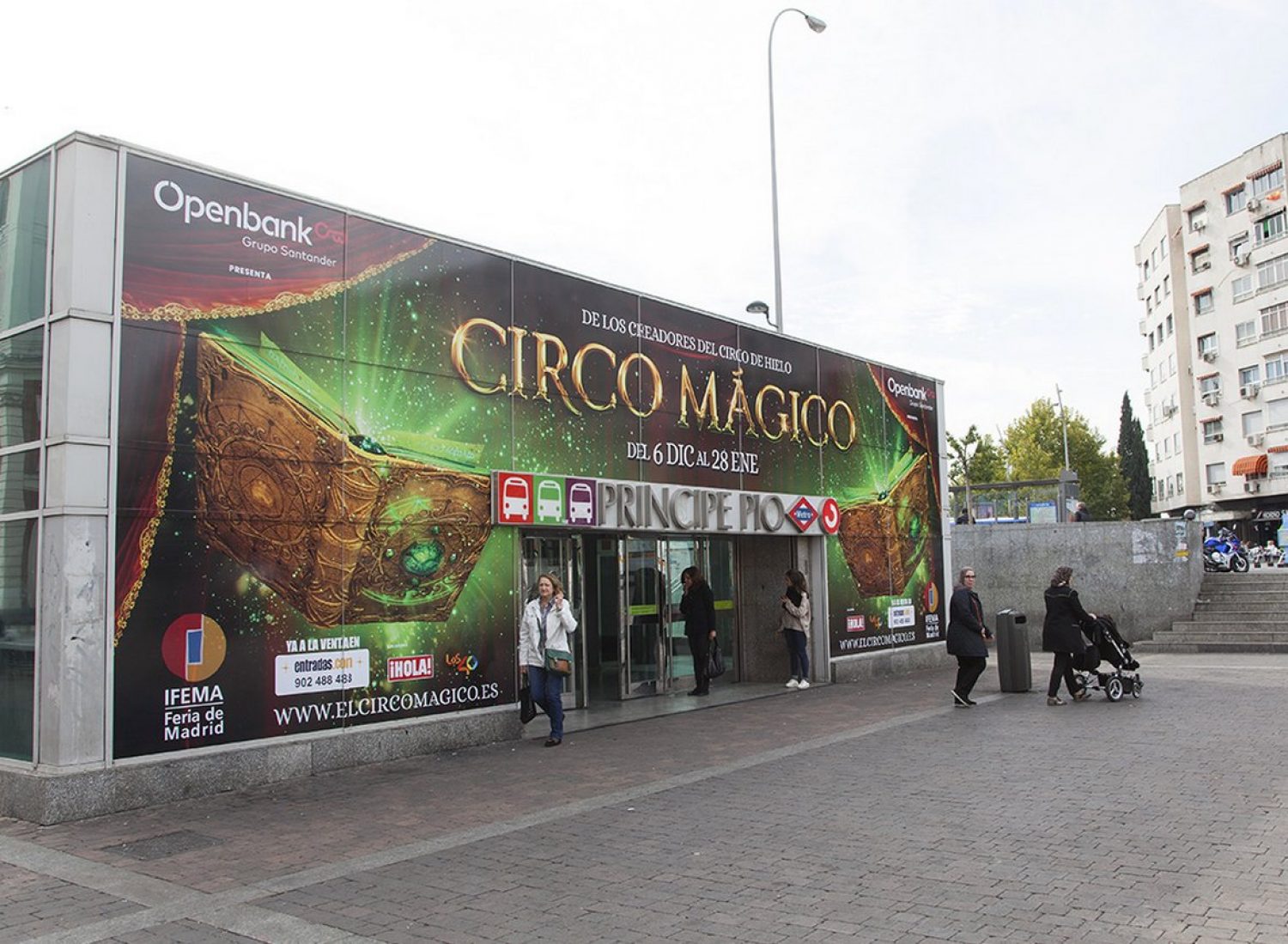 Publicidad exterior espectacular en Intercambiador Príncipe Pío