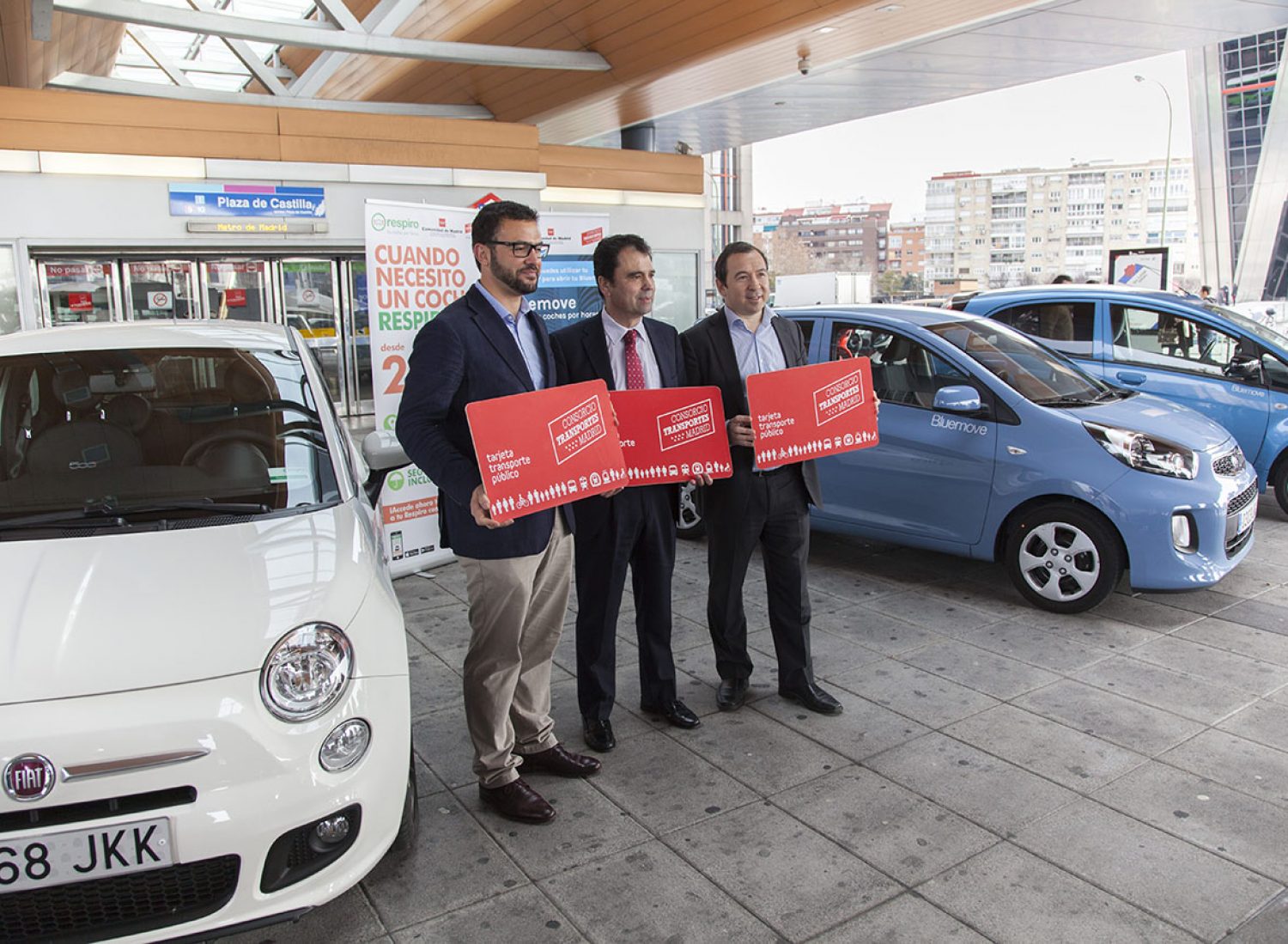 Alquiler de espacio promocional para exposición de vehículos en Madrid Clece OOH