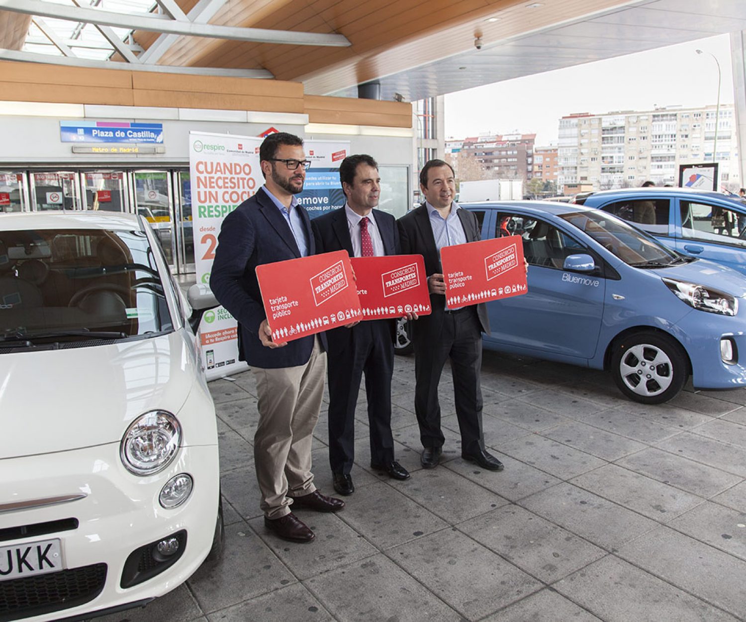 Alquiler de espacio promocional para exposición de vehículos en Madrid Clece OOH