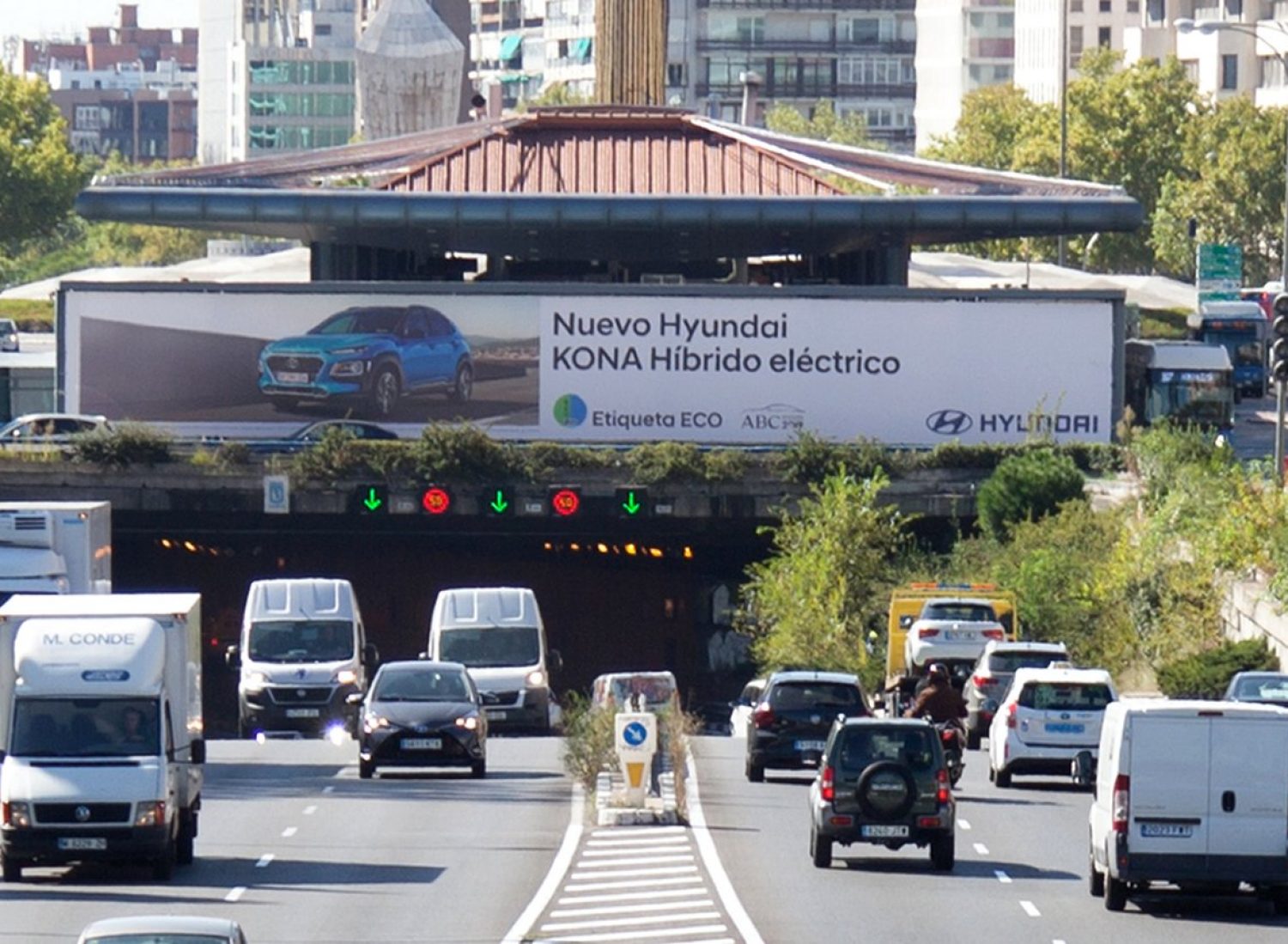 Publicidad exterior marcas automóviles
