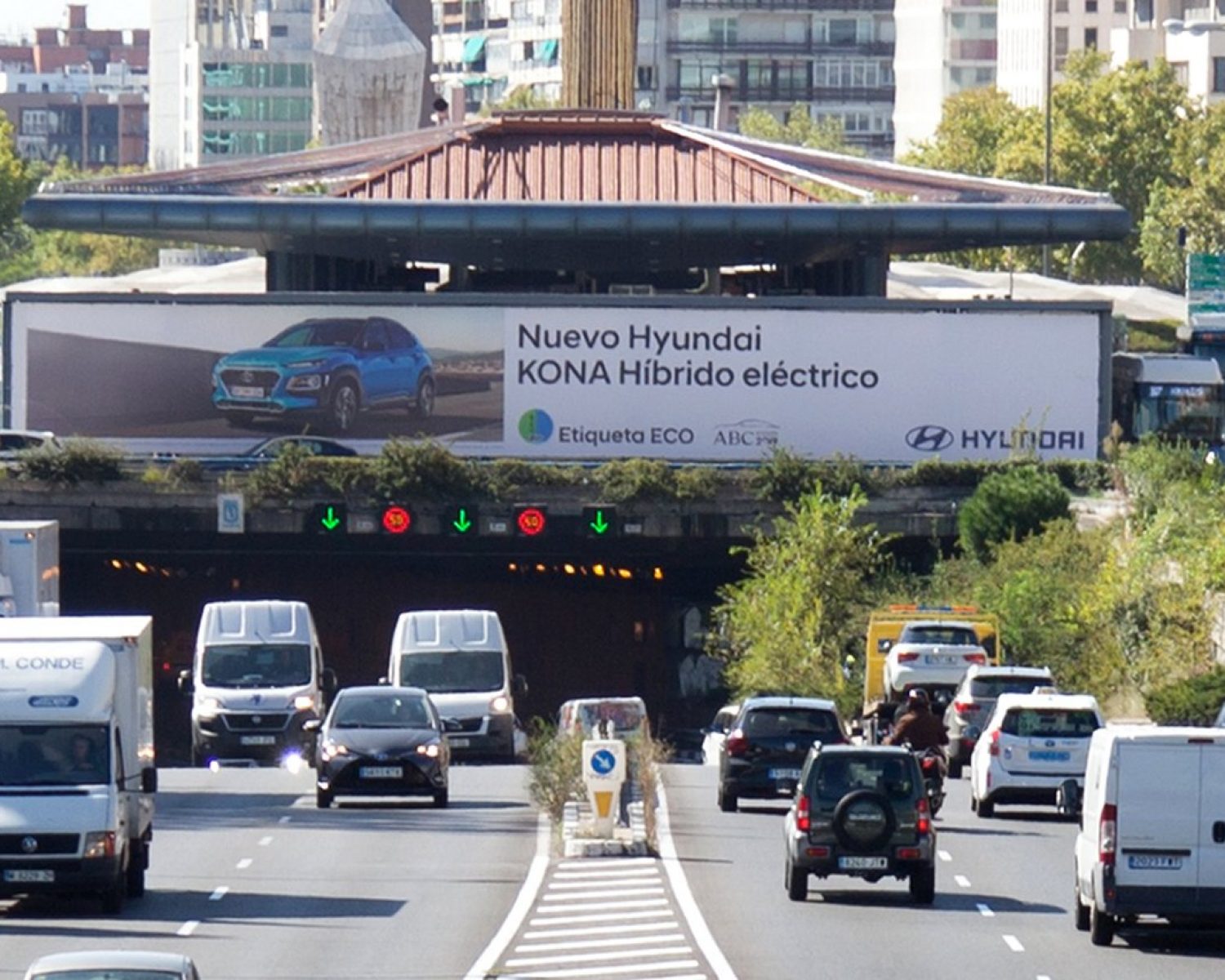 Publicidad exterior marcas automóviles