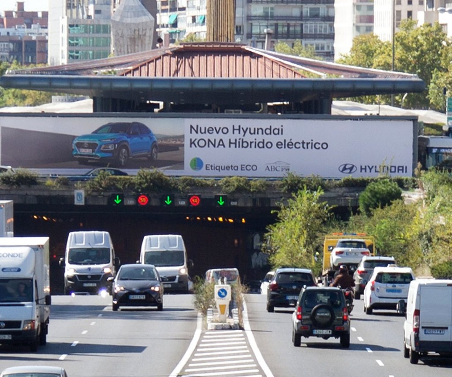 Publicidad exterior marcas automóviles