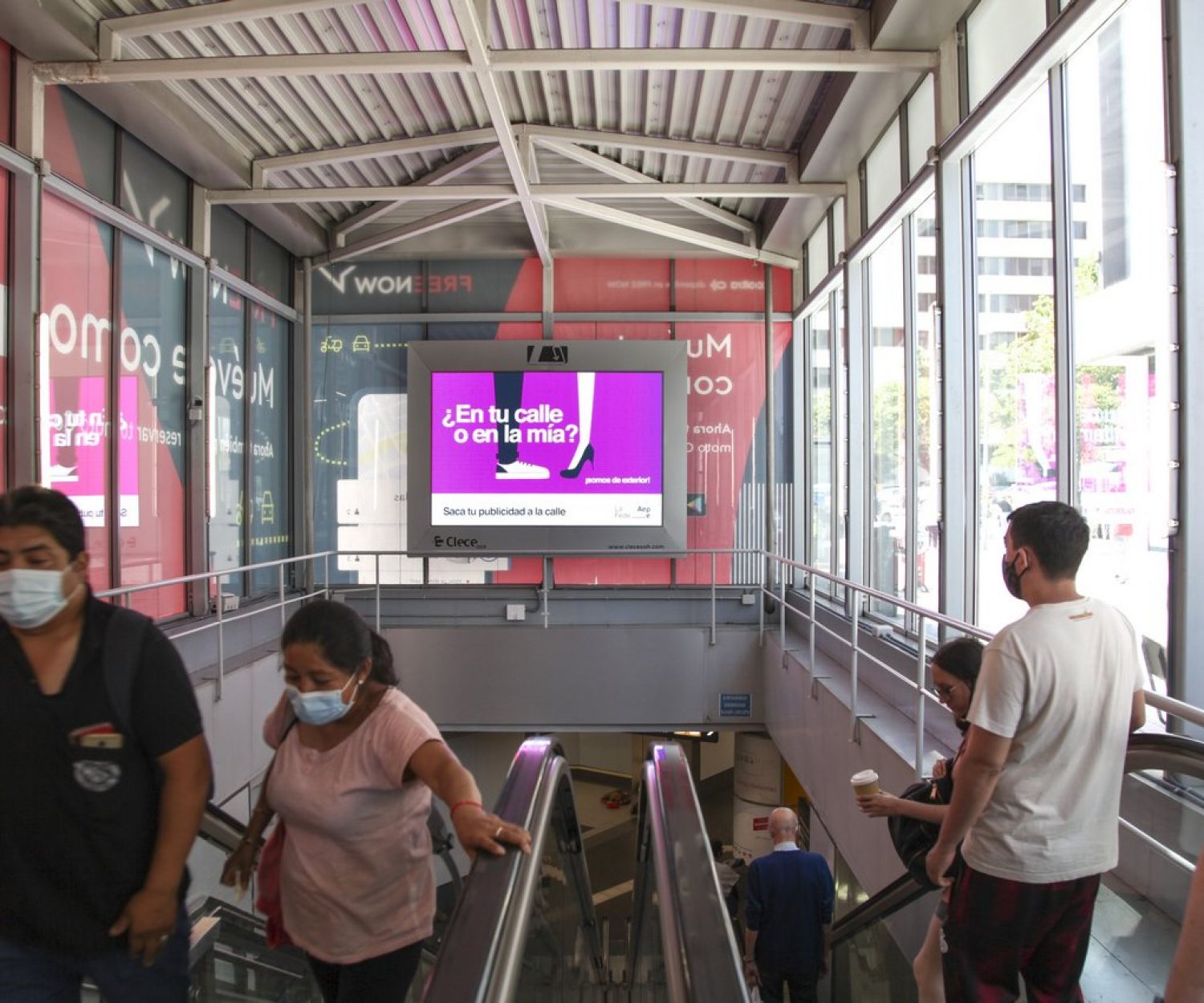 LA FEDE Pantalla LED Plaza de Castilla Madrid