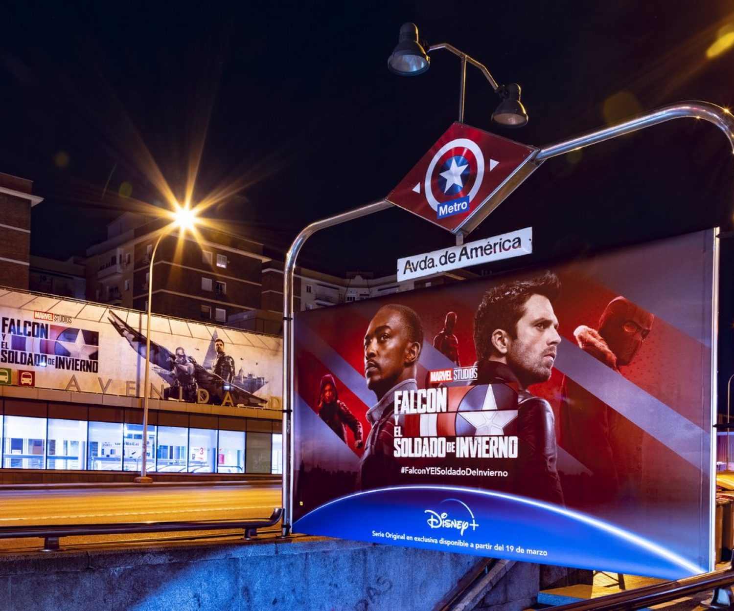 Marketing espectacular en Intercambiador de Madrid para Disney Falcon y el Soldado de Invierno