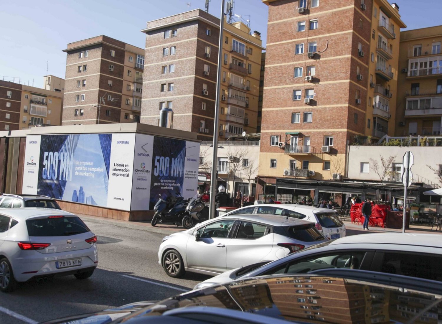 Cubos publicitarios de grandes dimensiones en Avenida de América Madrid