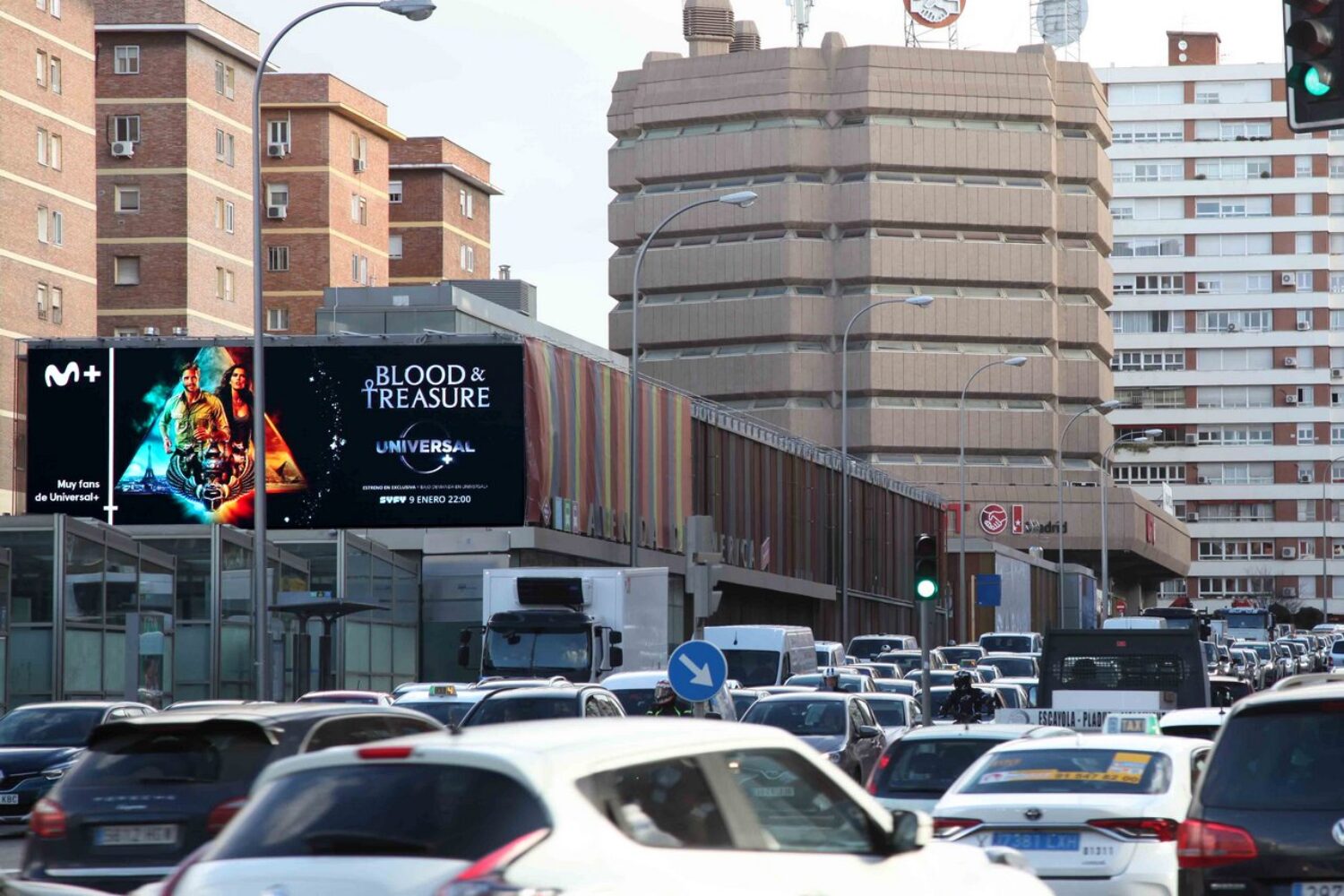 Revolución digital en la publicidad exterior - Pantallas DOOH gran formato Urban Led