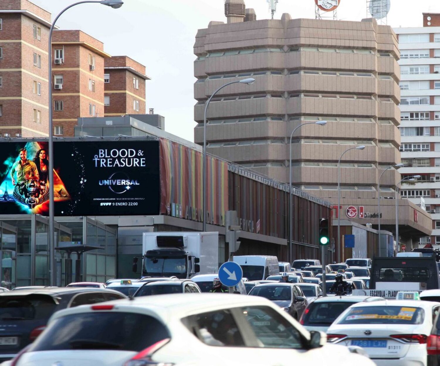 Revolución digital en la publicidad exterior - Pantallas DOOH gran formato Urban Led