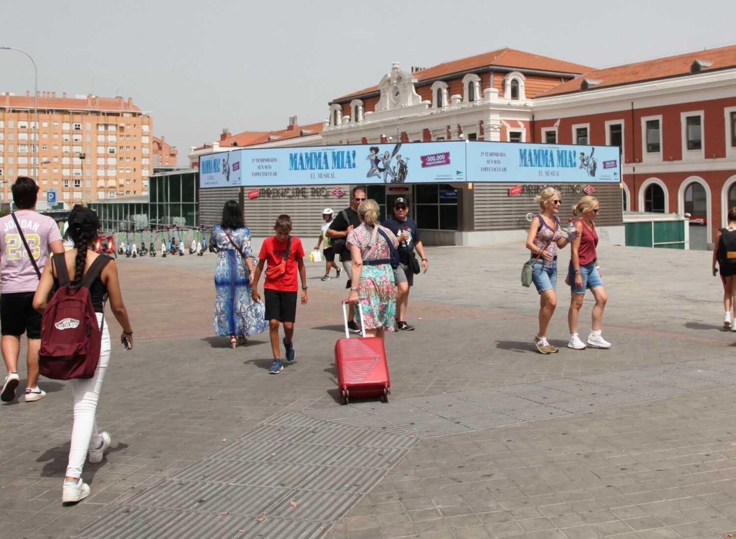 Marketing artes escénicas espectáculo Mamma Mía en estación Príncipe Pío Madrid