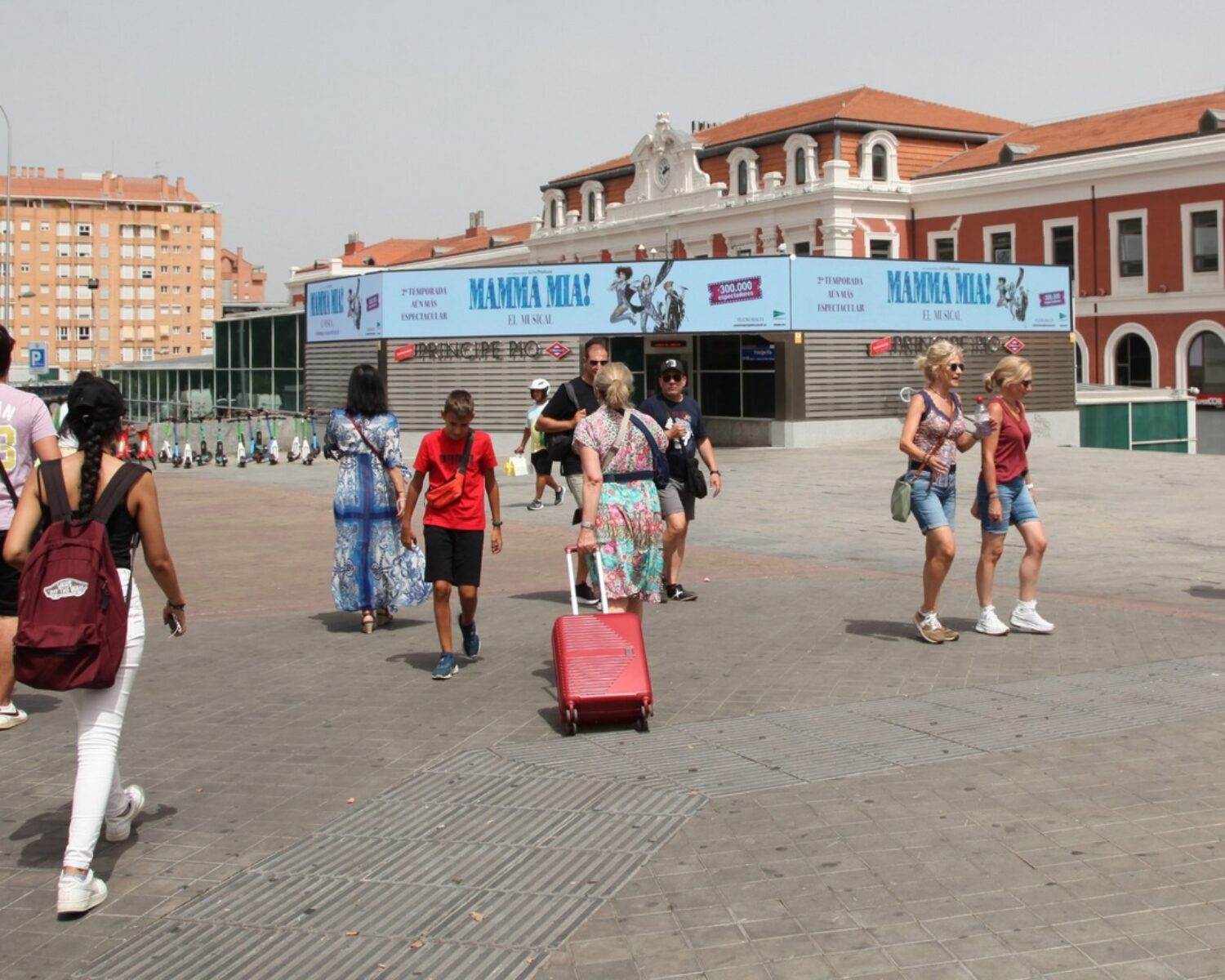 Marketing artes escénicas espectáculo Mamma Mía en estación Príncipe Pío Madrid