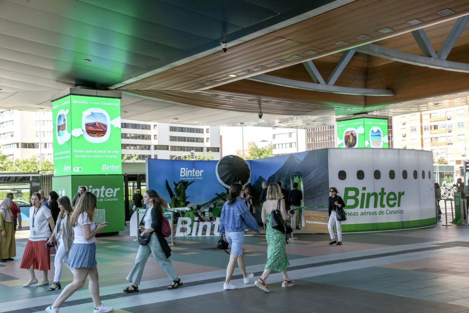 El Pórtico de Castellana, espacio en alquiler para eventos y activaciones en Plaza de Castilla Madrid, campaña BINTER