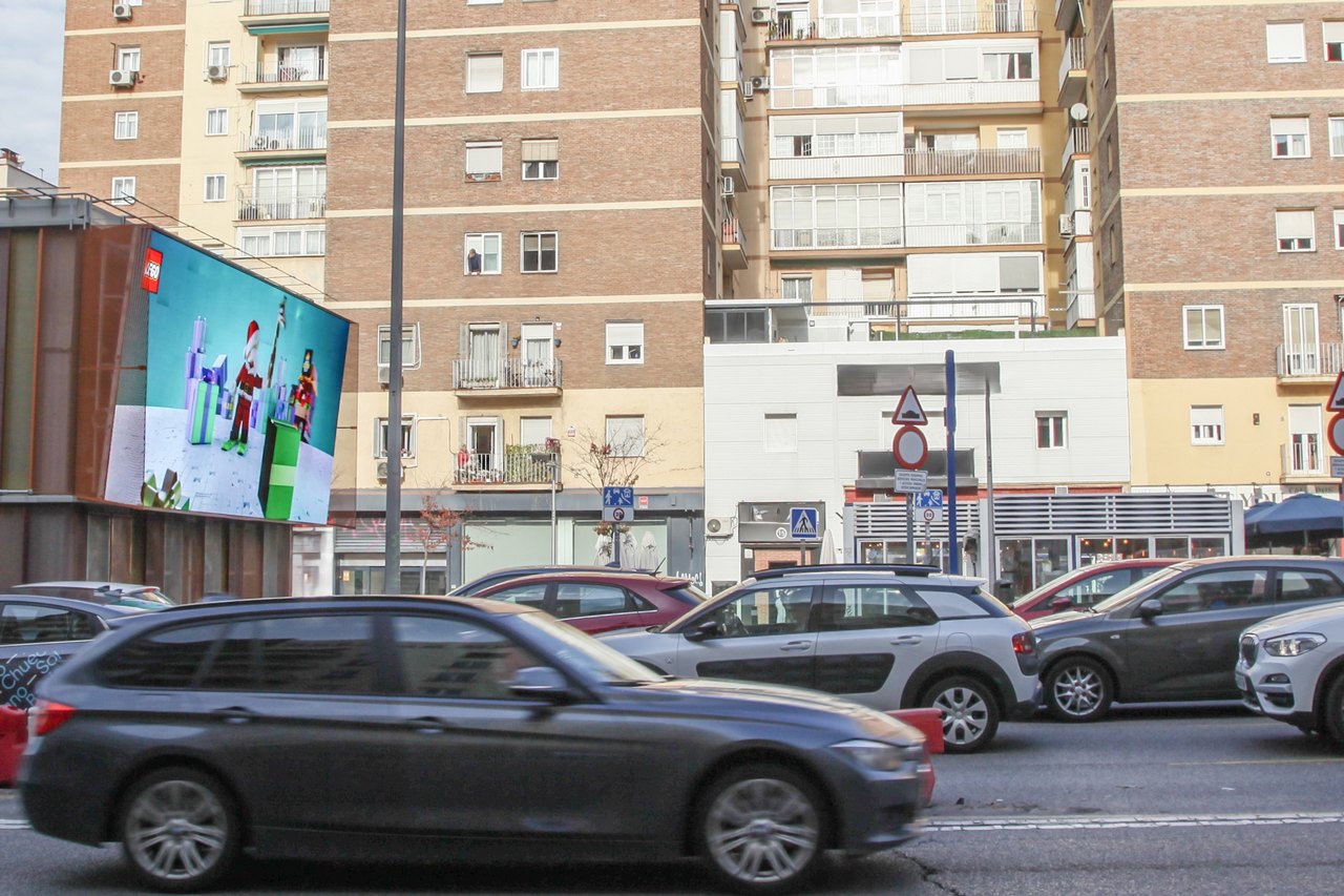 Campaña de Navidad y Reyes de LEGO en circuito publicitario Urban Led en Madrid