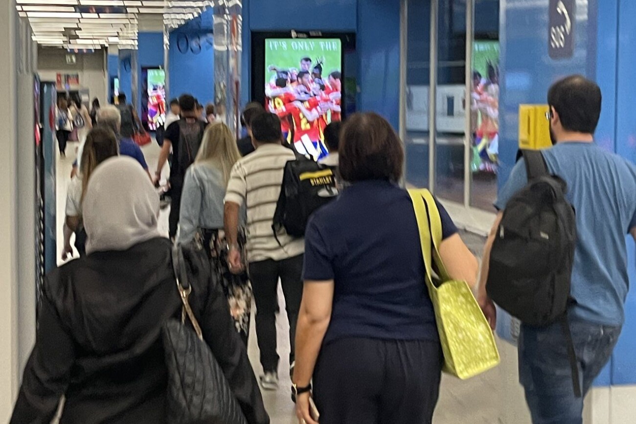 Publicidad en eventos - Mupis en intercambiador transporte Príncipe Pío Madrid ADIDAS 4ªEUROCOPA