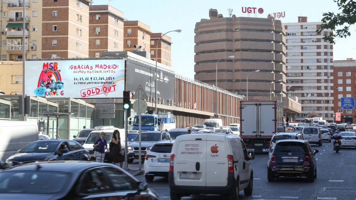 Soportes de publicidad programatica en Madrid – Circuito Urban Led de Clece OOH Soportes de publicidad programatica en Madrid - Circuito Urban Led de Clece OOH