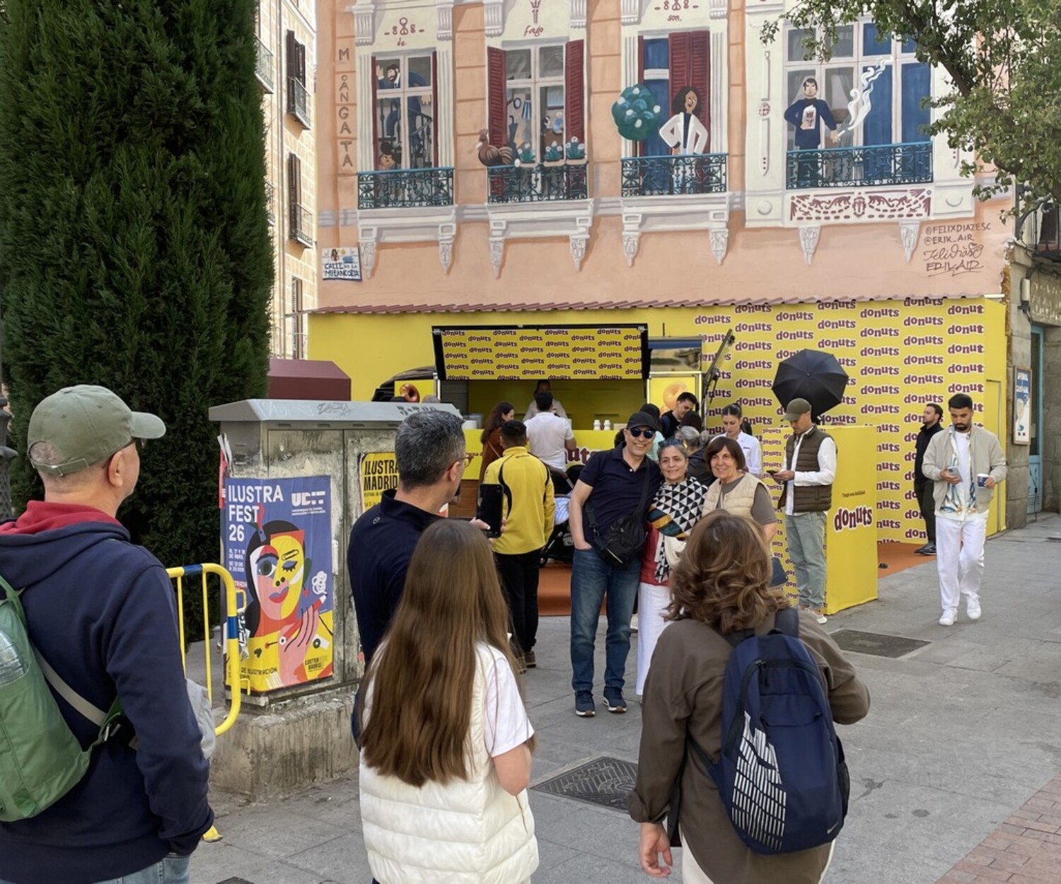 Alquiler de espacios exteriores en Madrid para activaciones de marca y eventos - Plaza de Santiago